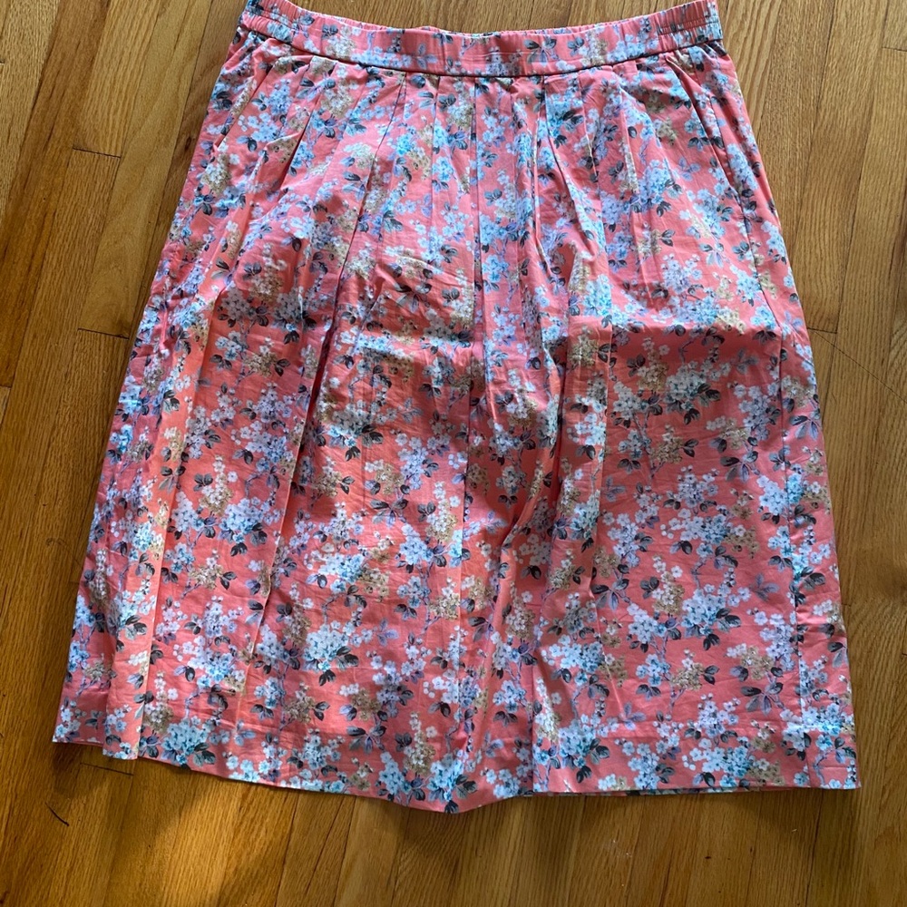 Skirt